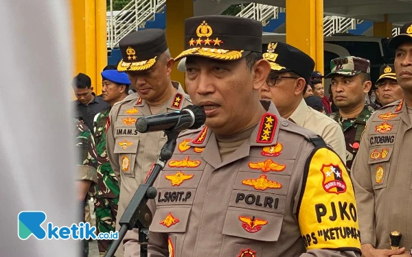 Thumbnail Berita - Kapolri Perintahkan Bareskrim Usut Tuntas Teror Kepala Babi Kantor Tempo