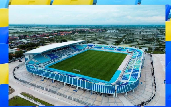 Ironi Persela Lamongan, Stadion Megah Namun Suporter Dilarang Hadir