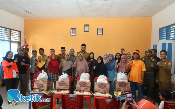 Thumbnail Berita - Pemkab Halmahera Selatan Salurkan Bantuan Sembako bagi Korban Banjir di Bacan