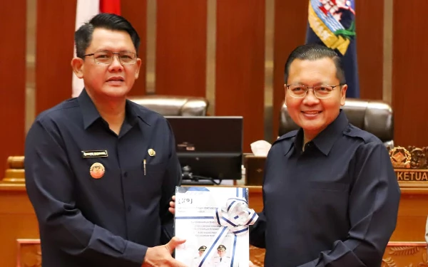 Wabup Sleman Danang Maharsa Serahkan LKPJ 2024, IPM dan Ekonomi Meningkat