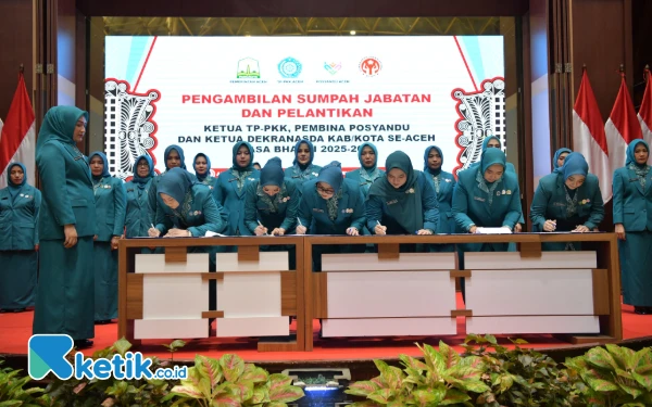Ketua TP PKK Aceh Marlina Resmi Melantik Ketua TP PKK Simeulue Lulu M. Nasrun
