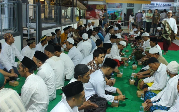 Thumbnail Lapas Bondowoso Gelar Bukber, Pererat Komunikasi Petugas dan Warga Binaan