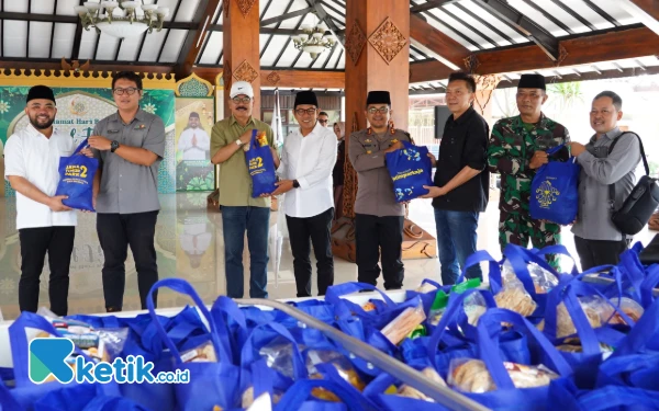 Thumbnail Sambut Idulfitri, JTP Group Bagikan Ribuan Bingkisan Lebaran untuk Warga Kota Batu