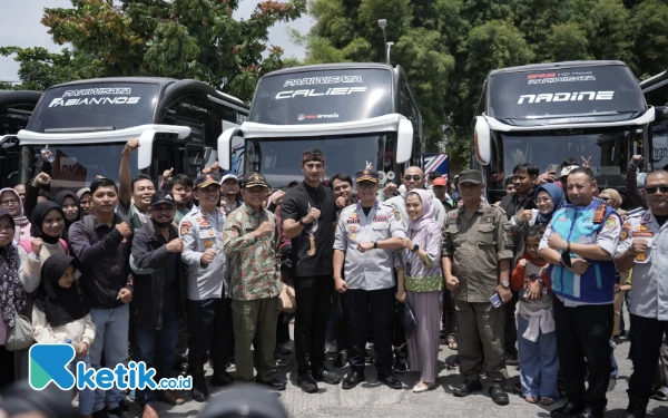 Thumbnail Lepas 700 Pemudik, Wabup Ali Syakieb: Antusias Peserta Mudik Gratis Sangat Tinggi