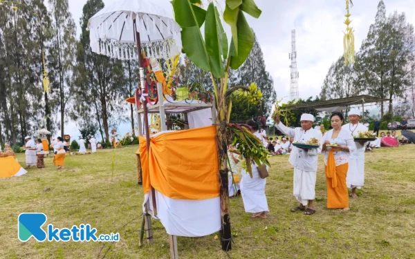 Thumbnail ‎Umat Hindu Kota Batu Laksanakan Tawur Agung Kesanga Jelang Nyepi, Ini Maknanya
