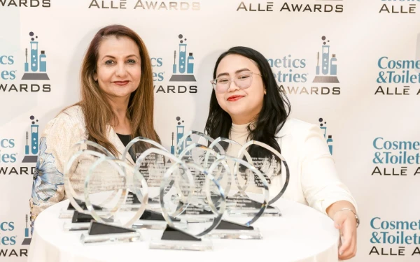 Thumbnail Berita - Top! ParagonCorp Raih 11 Penghargaan C&T Allė Awards 2025