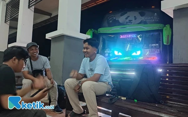 Thumbnail Berita - Lebih dari 3 Ribu Pemudik Tiba di Pacitan, Puncaknya Hari Ini: Ada 15 Bus Gratis