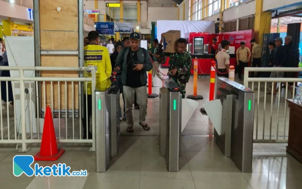 Thumbnail Berita - Jumlah Pemudik Terminal Purabaya Hari Raya Idulfitri Turun