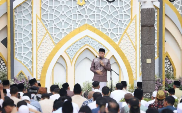 Thumbnail Eri Cahyadi: Idulfitri Momentum Kembali Fitrah dan Terus Berbuat Kebaikan