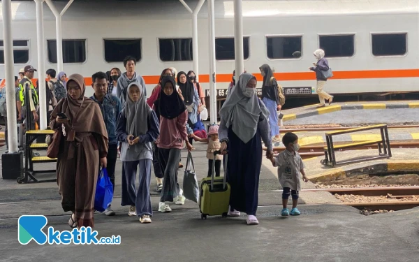 Thumbnail Berita - Daop 8 Surabaya Catat Lebaran Hari Pertama Capai 75 Ribu Penumpang, Terbanyak Menuju Jogja