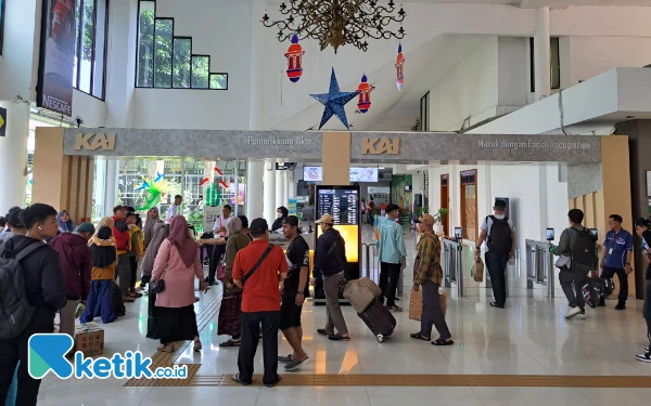 Thumbnail Berita - Serbu! KAI Hadirkan Promo Arus Balik, Berikut Kereta Jarak Jauh yang Dapat Potongan Harga