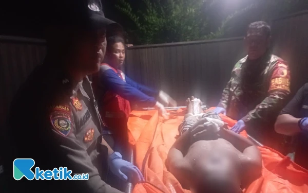 Thumbnail Berita - Remaja Tenggelam di Dam Sungai Berut Blitar Berhasil Dievakuasi Tim Gabungan