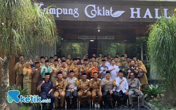 Thumbnail Safari Ramadan dan Halal Bihalal, Pemkab Blitar Perkuat Sinergi Membangun Daerah