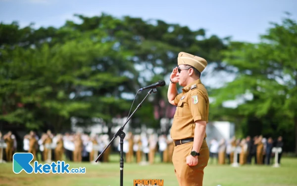Thumbnail Berita - Momentum Halalbihalal, Bupati Pesawaran Ingatkan Pentingnya Evaluasi Diri untuk Tingkatkan Kinerja ASN
