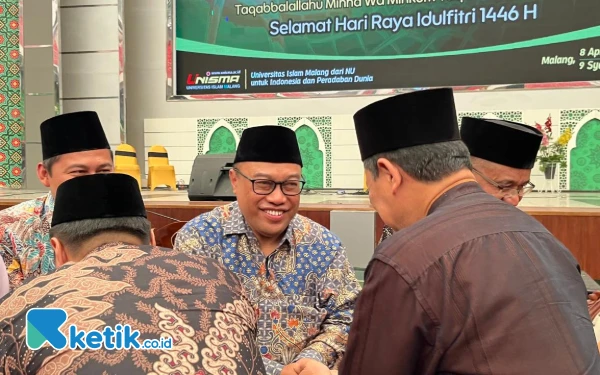 Thumbnail Berita - Unisma Lanjutkan Tradisi Halal Bihalal Sebelum Memulai Kerja, Dorong Semangat Pengabdian