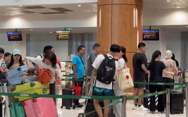 Thumbnail Arus Balik Lebaran 2025 Bandara Juanda Tertinggi H+6