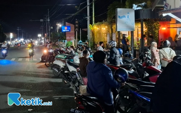 Thumbnail Satu Unit Traffic Light di Area Desa Tomori Halsel Mirip Tempat Parkir