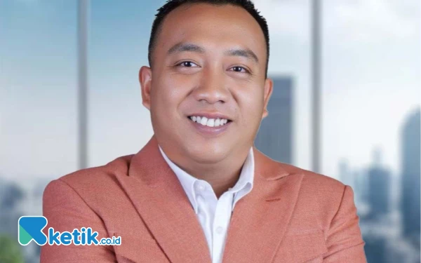 Thumbnail Berita - Bupati Situbondo Siap Bertanggung Jawab Terkait Pengadaan 6 Mobil Dinas