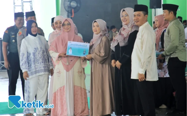 Thumbnail Berita - Sukseskan Program Jabar Nyaah Ka Indung, Bupati Bandung Serukan 17.900 ASN Pemkab Bandung Punya Ibu Asuh