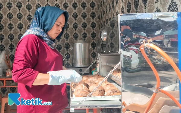 Wong Tulus Rantauprapat! Suguhkan Cilembu Bakar dan Minuman Sehat Tradisional