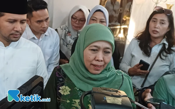 Thumbnail Berita - Tragedi Pantai Balekambang: Tiga Santri Meninggal Terseret Ombak, Gubernur Khofifah Berduka