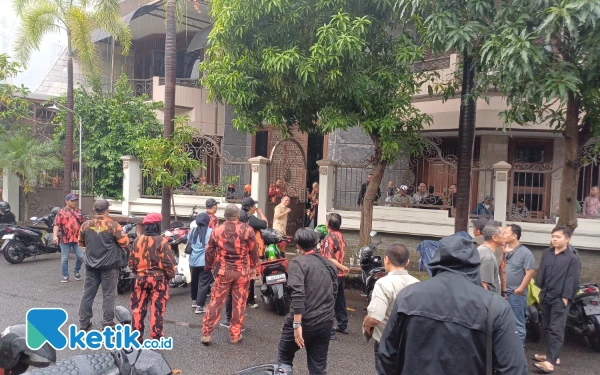 Thumbnail BREAKING NEWS! Rumah La Nyalla Digeledah KPK