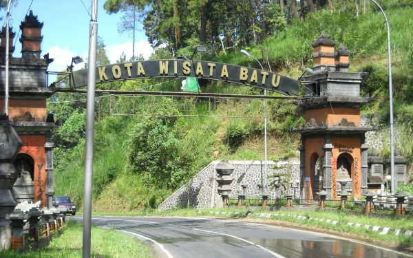 ‎Oknum Kafe Wisata Payung Kota Batu Getok Harga, Paguyuban Angkat Bicara