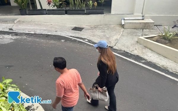 Thumbnail Berita - Dugaan Pelecehan Seksual Oknum Dokter Persada Hospital, Polisi Minta Korban Lain agar Melapor