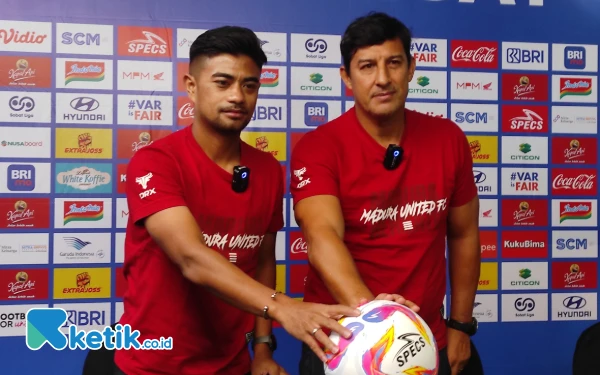 Thumbnail Berita - Lawan Persebaya, Pelatih Madura United Belum Putuskan Rotasi Pemain