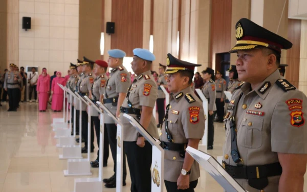 Thumbnail Berita - Mutasi Jabatan, Polda Lampung Gelar Sertijab Sejumlah Pejabat Utama dan Kapolres