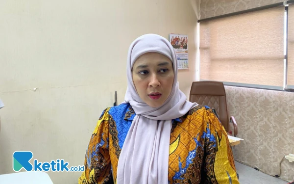 Thumbnail Berita - Melanjutkan Langkah Kartini, Ajeng Wira Wati Bicara Hak Kesehatan Perempuan Surabaya