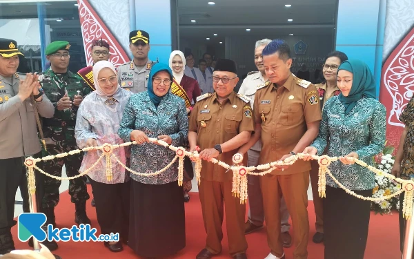 Thumbnail Berita - RSUD Ngudi Waluyo Wlingi Hadirkan Layanan Holistik, Resmikan Gedung Graha Pandawa dan Masjid Baitusy Syifa’