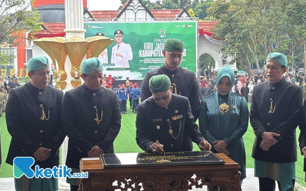 Thumbnail Berita - Wajah Baru Lapangan Upakarti Soreang, Kado untuk Hari Jadi ke-384 Kabupaten Bandung
