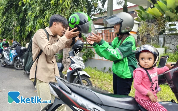 Kartini Kekinian, Pilih Profesi 'Driver' Ojol di Tengah Kebutuhan Ekonomi