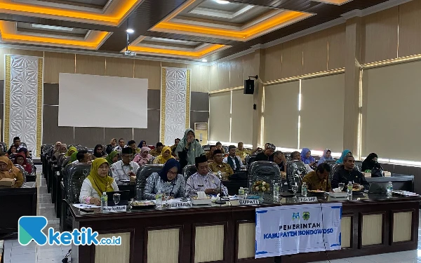 Thumbnail Berita - Bupati Bondowoso Ikuti Verfal KLA Secara Hybrid, Lemper Usus dan Wajar Siaga Diapresiasi