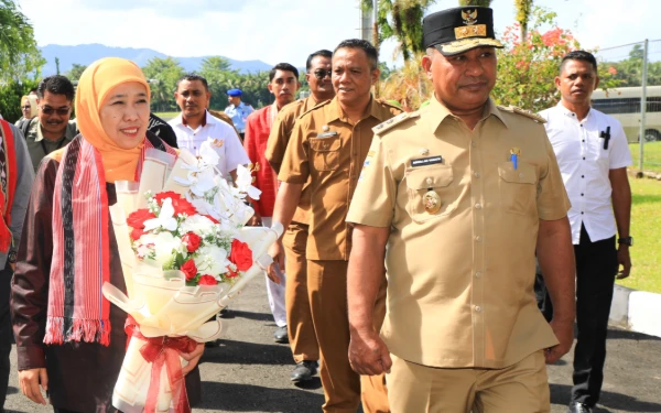 Thumbnail Berita - Perkuat Ekonomi Jatim, Gubernur Khofifah Misi Dagang ke Maluku