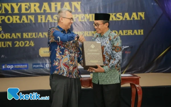 Thumbnail Berita - Hasil Kerja Sama dan Komitmen Bersama, Pemkab Pamekasan Kembali Raih Penghargaan WTP