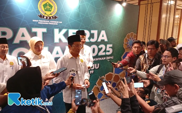 Thumbnail Berita - Perceraian Terus Meningkat, Menteri Agama Tegaskan Peran BP4 Harus Diperkuat