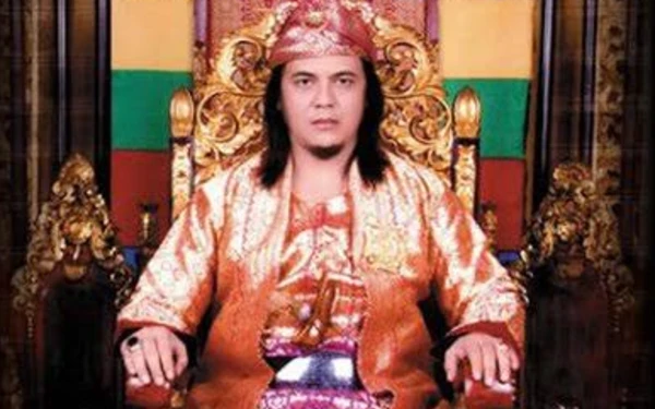 Thumbnail Berita - Bantah Terlibat Pengeroyokan, Sultan Palembang Laporkan Balik Akun Tiktok