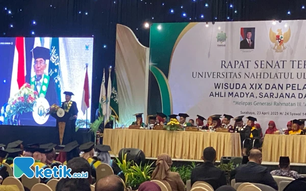 Thumbnail Berita - Rektor Unusa Klaim 60 Persen Wisudawan Lulus Tepat Waktu