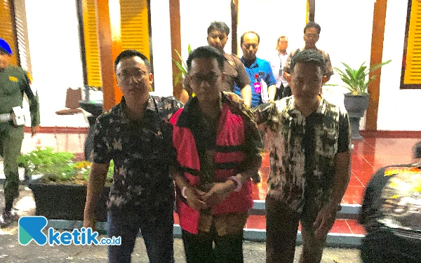 Thumbnail Berita - Diduga Korupsi Proyek DAM, Kejari Tahan Kabid SDA Dinas PUPR Kabupaten Blitar