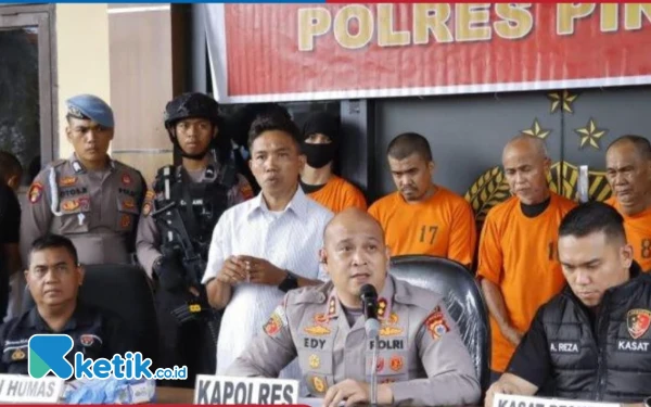 Thumbnail Berita - Sakit Hati Dihina Miskin, Pria di Pinrang Gasak Rp 420 Juta Uang Mertua