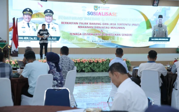 Thumbnail Wabup Rianto Buka Sosialisasi PBJT di Aula Melati Pemkab Asahan