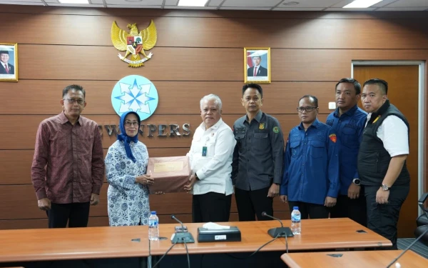 Thumbnail Berita - Kejaksaan Agung: Tindakan Direktur Pemberitaan JakTV Tak Terkait Produk Jurnalistik