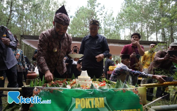 Thumbnail Berita - Warga Oro-oro Ombo Kota Batu Jaga Sumber Mata Air Melalui Selamatan