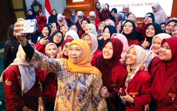 Thumbnail Buka Simposium IMMawati, Khofifah: Perempuan Aktor Utama Pembangunan, Bukan Sekadar Objek