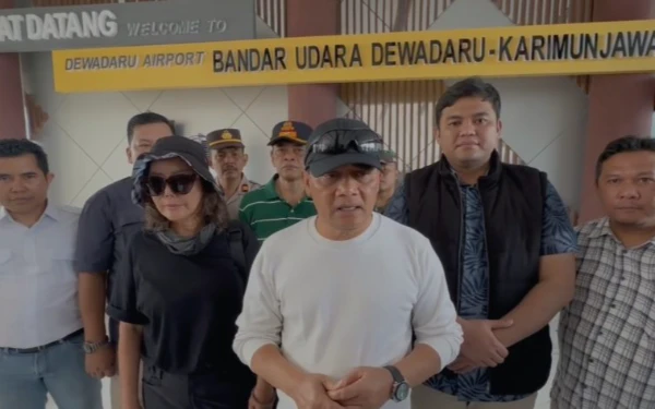 Thumbnail Berita - Dorong Penguatan Investasi dan Pariwisata, Pemprov Jateng Buka Penerbangan Perintis di Bandara Dewadaru Karimunjawa
