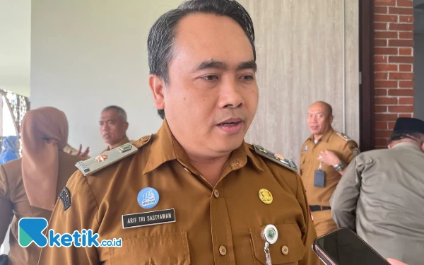 Thumbnail Disnaker PMPTSP Kota Malang Sebut 2 Perusahaan Tahan Ijazah Pegawai