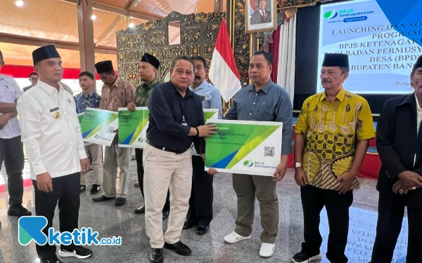 Thumbnail Berita - Pemkab Bangkalan Resmi Ikutkan 1.736 Anggota BPD Kepesertaan BPJS Ketenagakerjaan