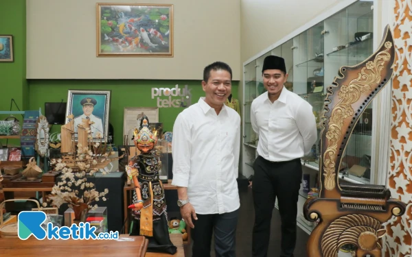 Thumbnail Berita - Bertemu Bupati Kang DS, Kaesang: PSI Ingin Bahagiakan Masyarakat Kabupaten Bandung